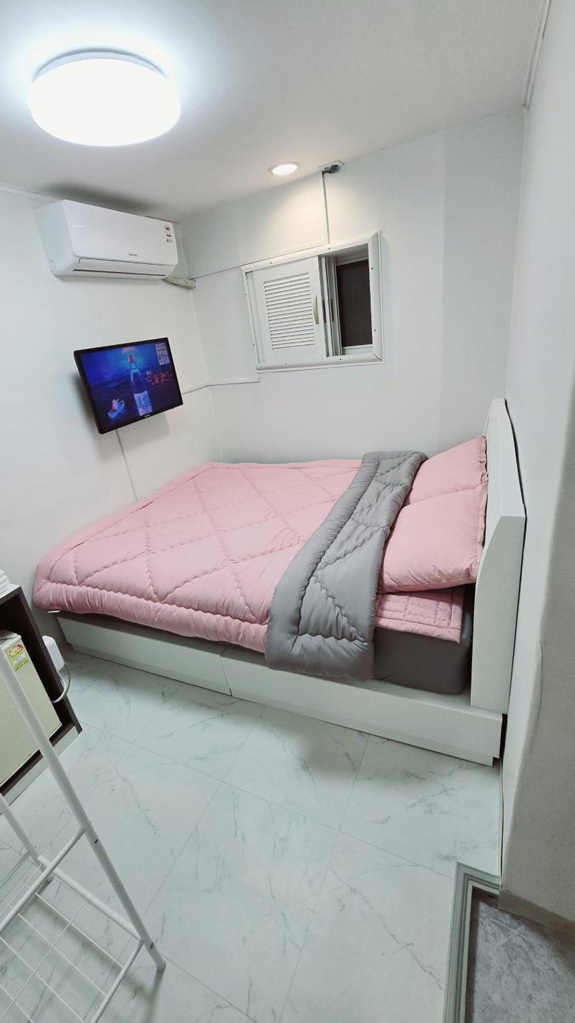 Time Stay Seoul Bagian luar foto