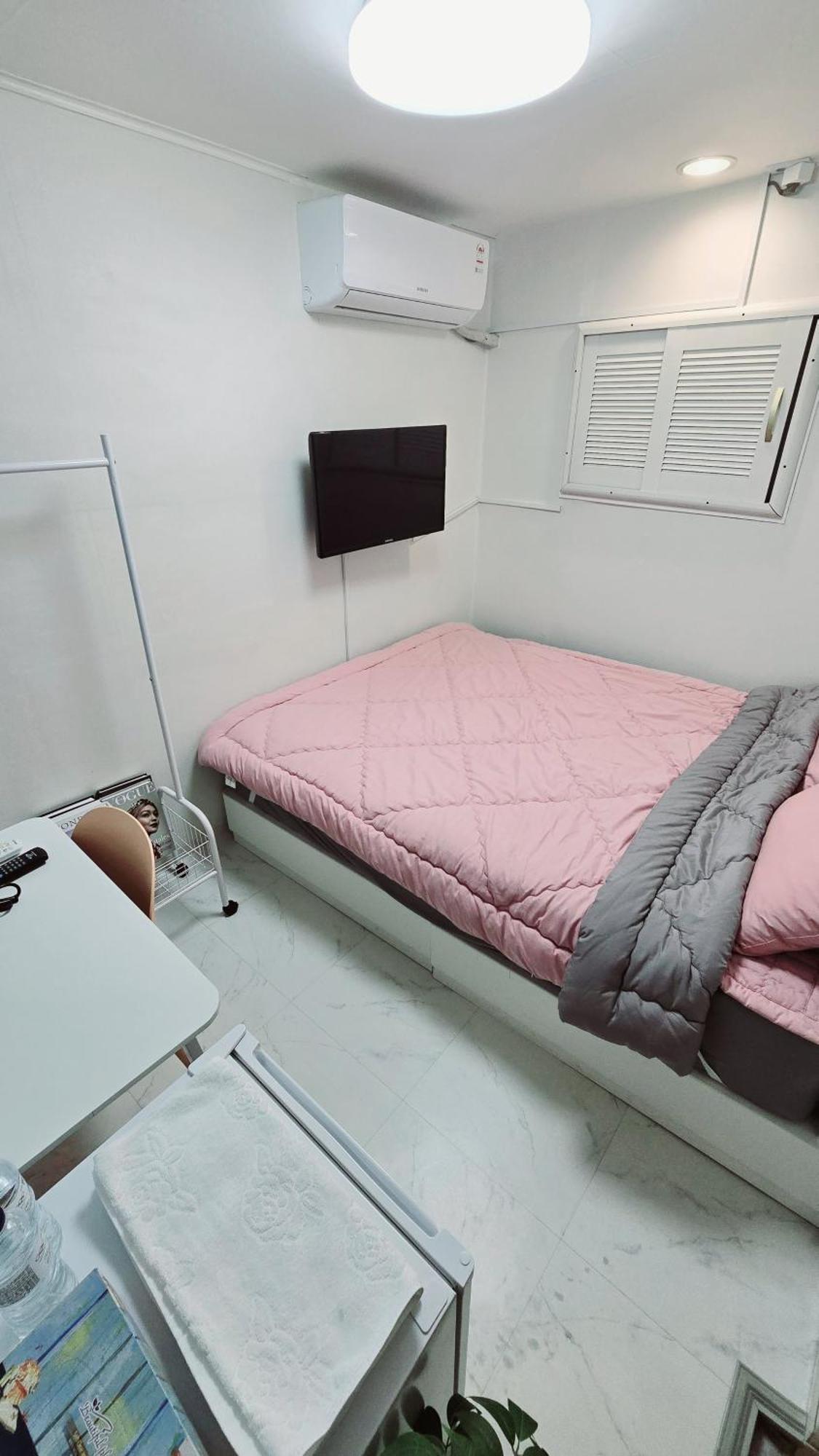 Time Stay Seoul Bagian luar foto